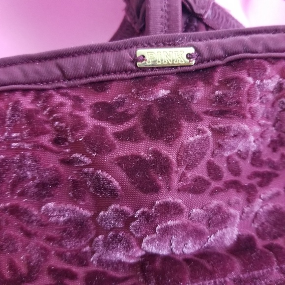 PINK VS Brand Ruby Red Velvet Bralette Large NIB - Picture 7 of 8